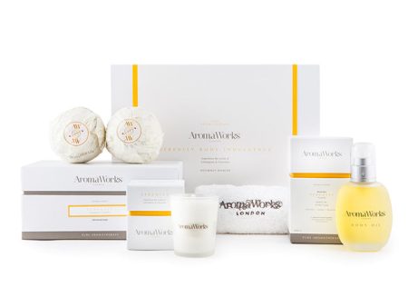 Aromaworks Serenity Body Indulgence Set by Aromaworks for Unisex - 5 Pc Set 3.4oz Body Oil, 2.6oz Candle, 2Pcs Duo AromaBomb, White Aromaworks Flannel For Sale